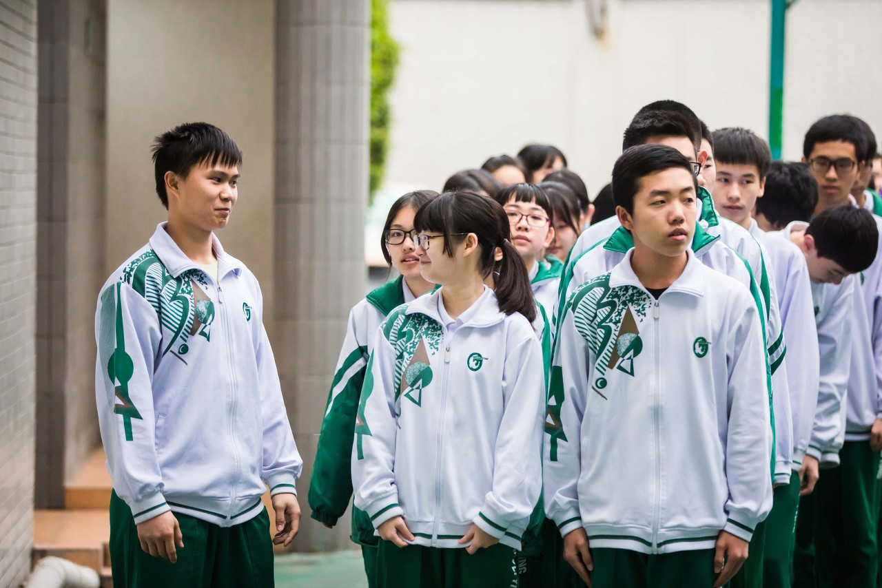 00后在线教育新观察丨超3成安装学习类APP,日均打开7.5次